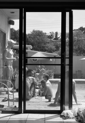 10_Untitled-poolside-tarot-reading-2019